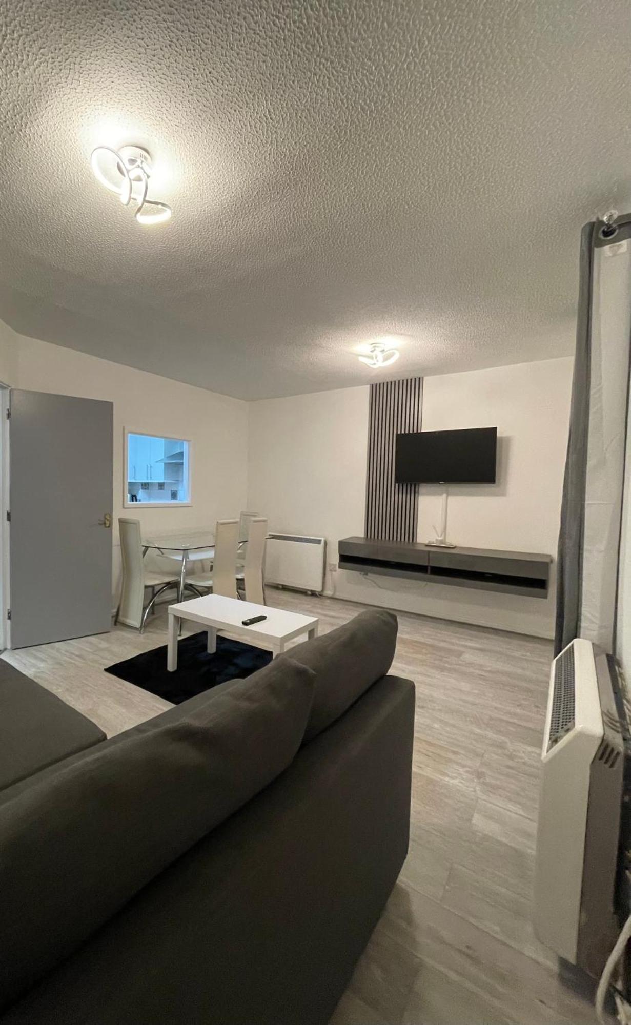 Cardiff Bay Apartment With Parking 외부 사진